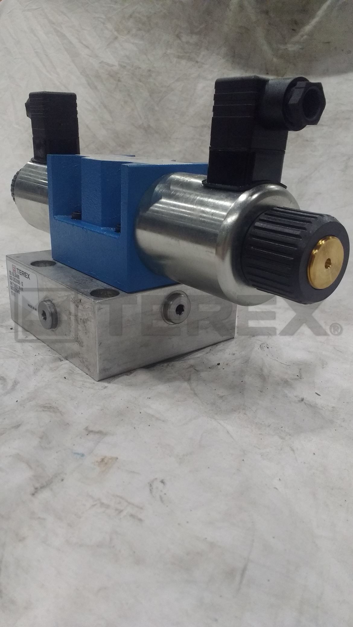 SOLENOID CONTROL VALVE 12V