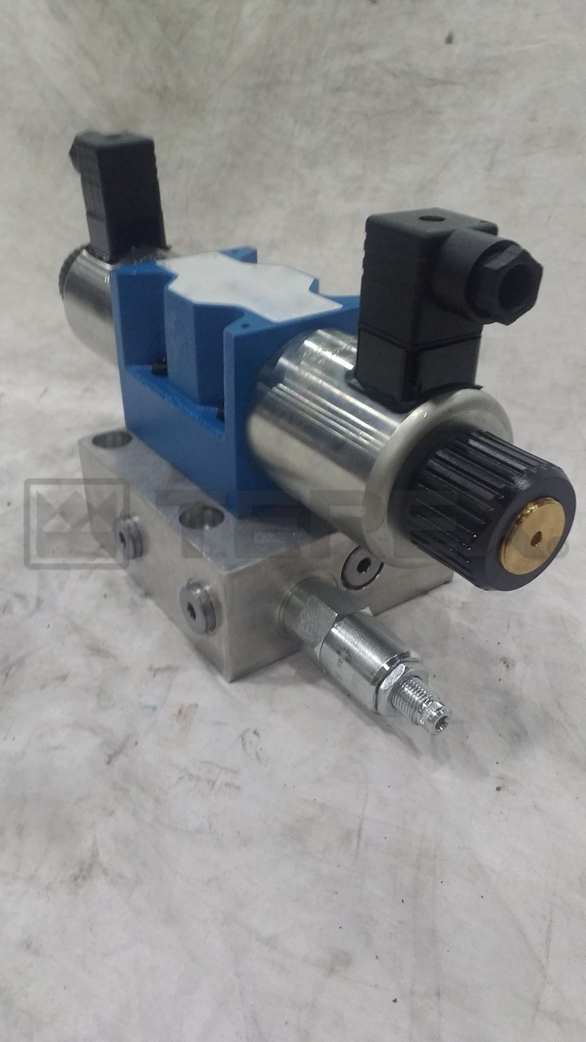 SOLENOID CONTROL VALVE 12V