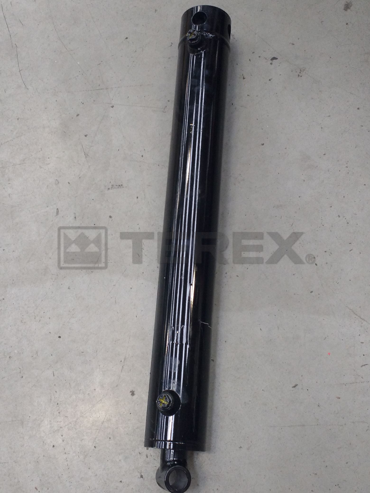 HYD RAM - CLOSED 737 STROKE 540