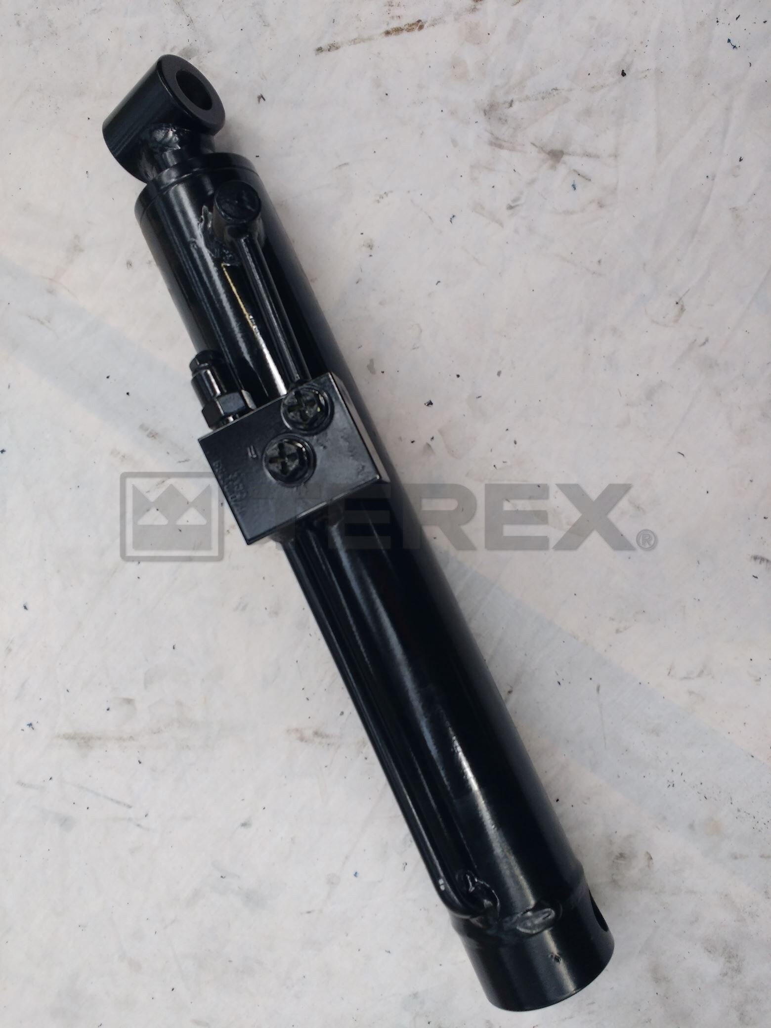 HYDRAULIC CYLINDER C/W CHECK VALVE
