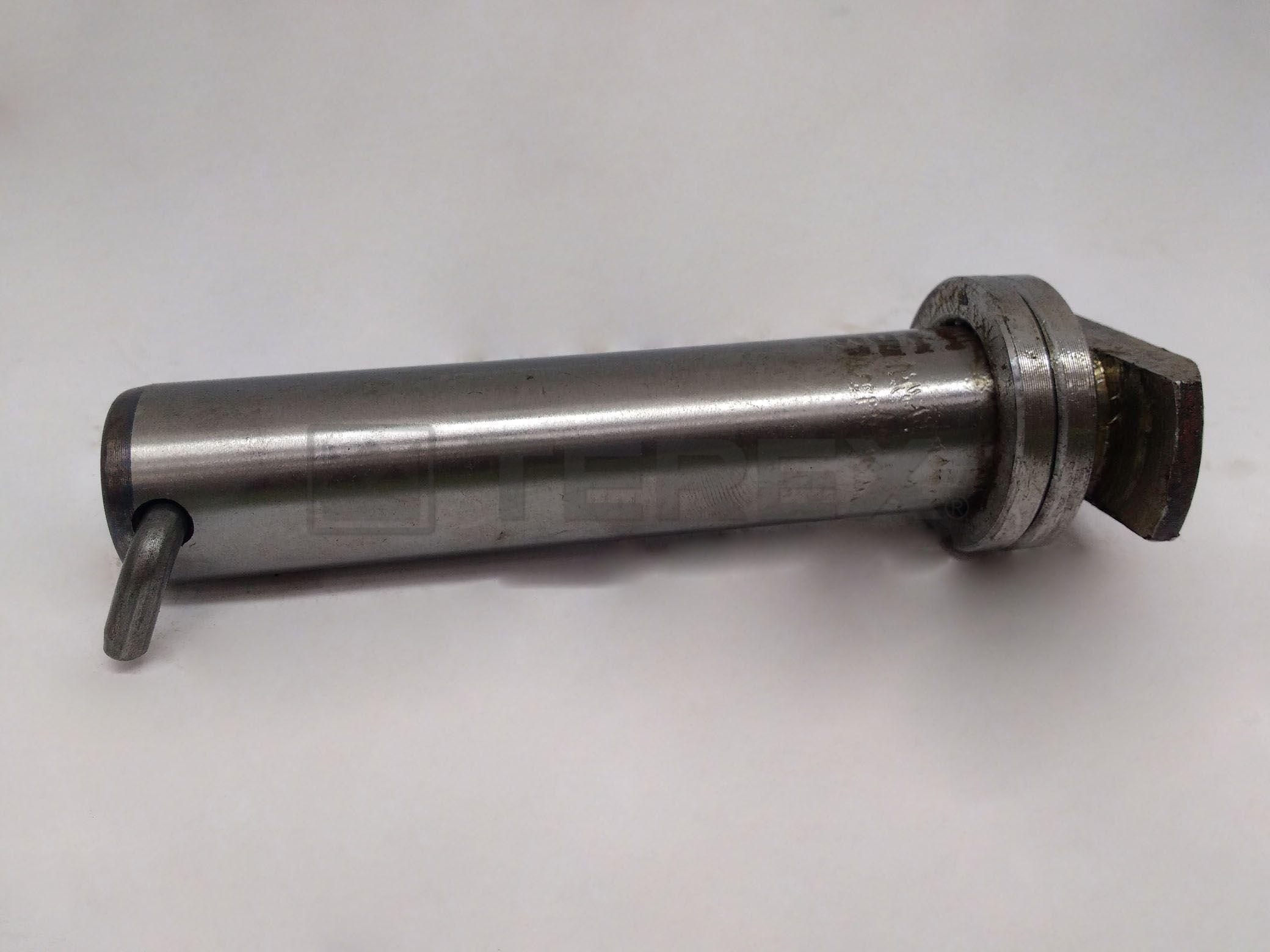 MASTER PIN WITH COLLAR