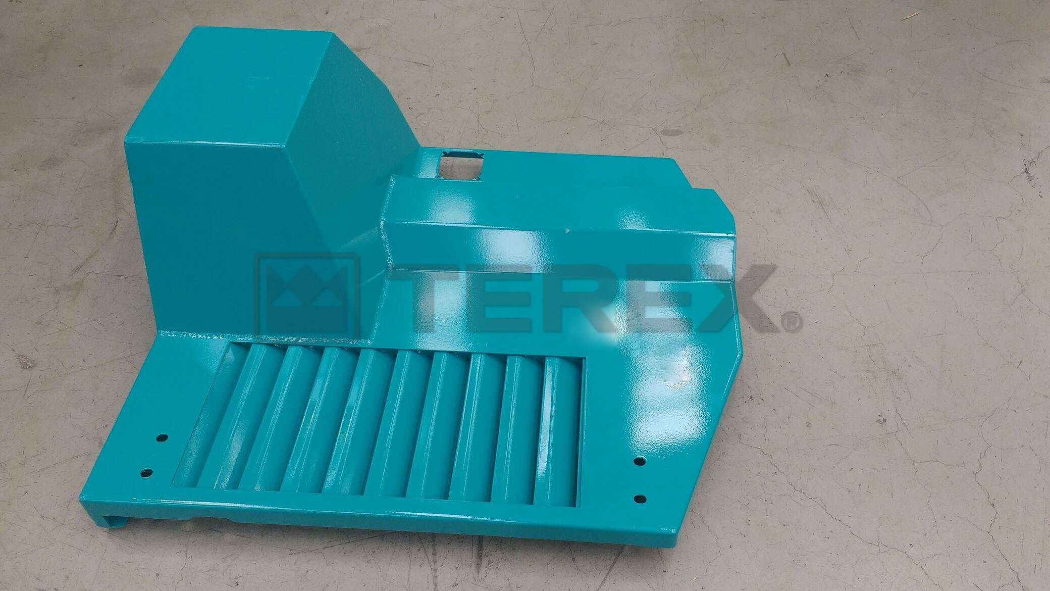 TIER4 PUNIT AIR INLET