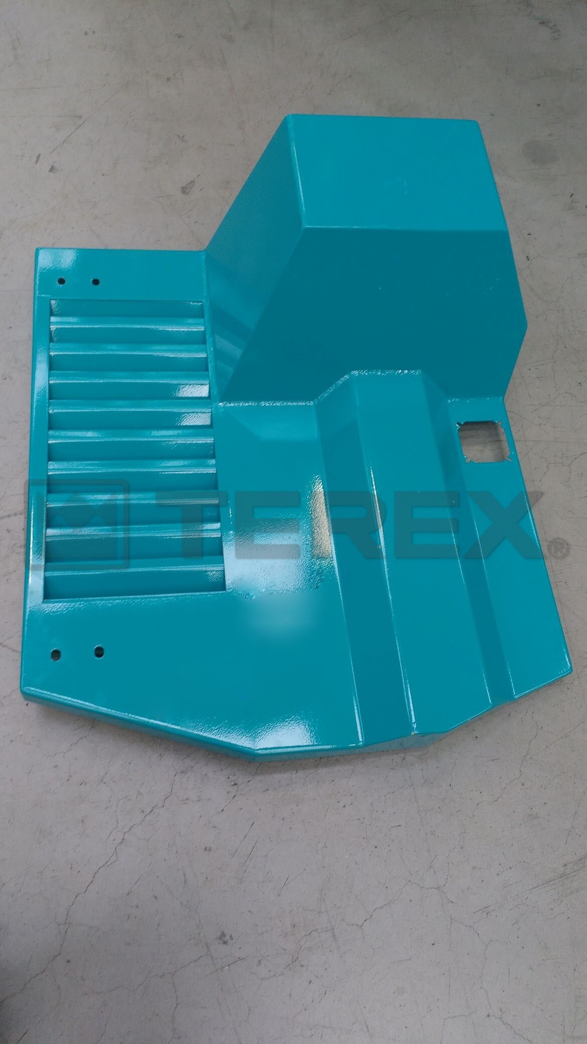 TIER4 PUNIT AIR INLET