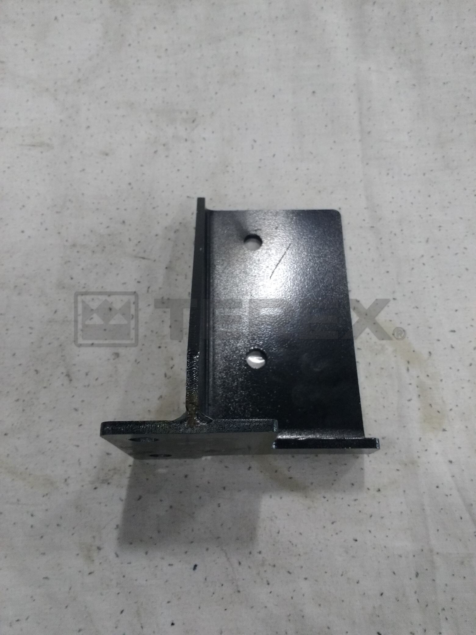 WATER/FUEL FILTER MOUNTING BRACKET