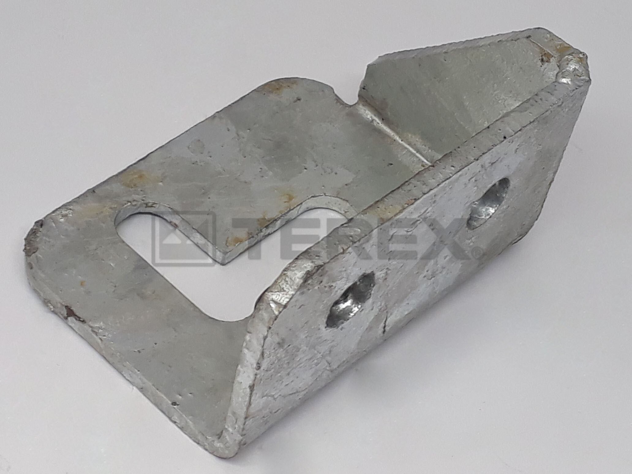 RISER STEP BRACKET RH