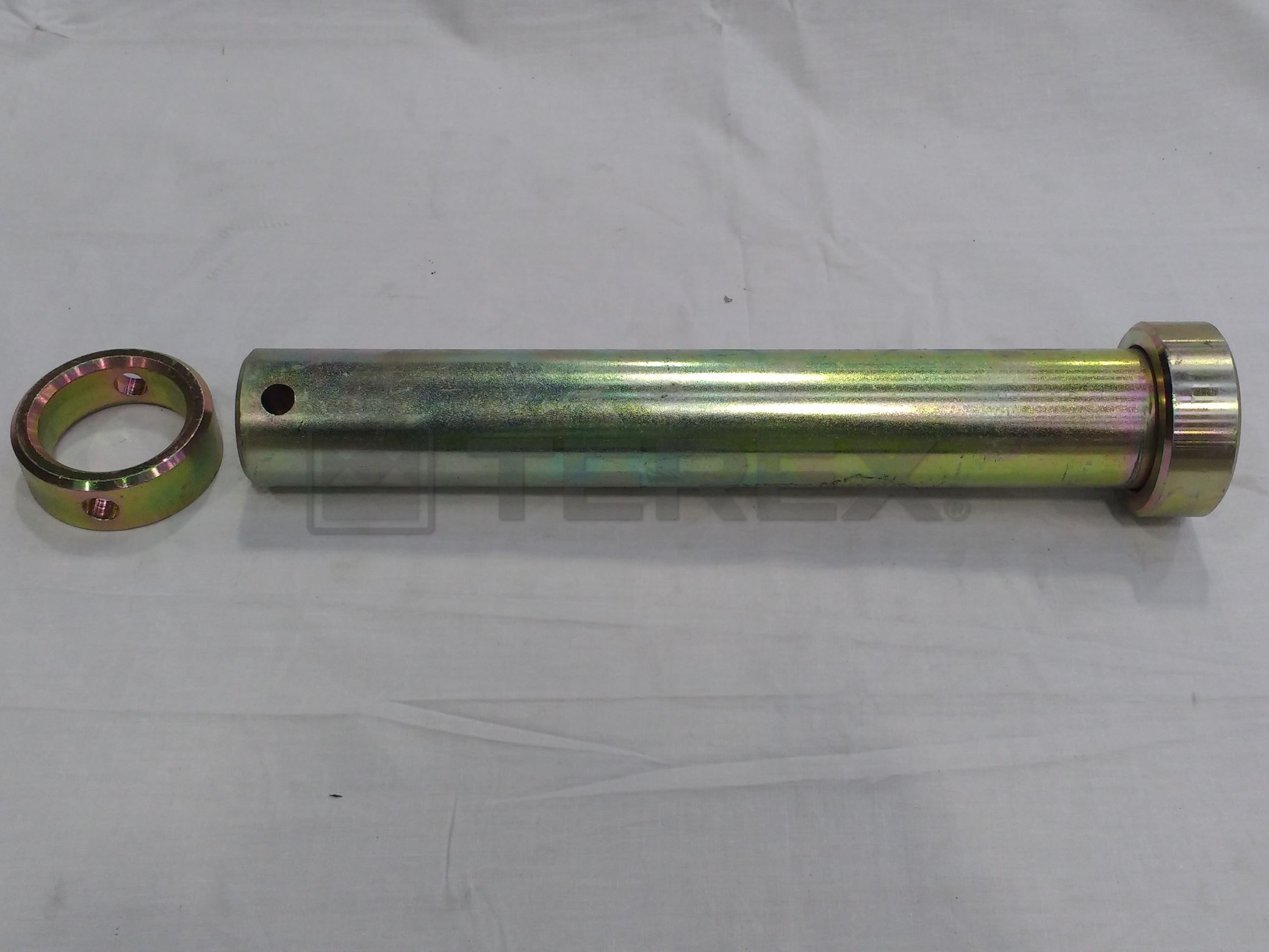 SIDE CONVEYOR SUPPORT ARM PIVOT PIN