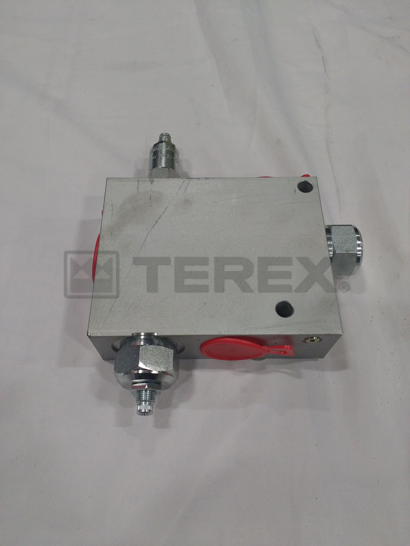 FLOW REGULATOR & RELIEF VALVE 8F5286