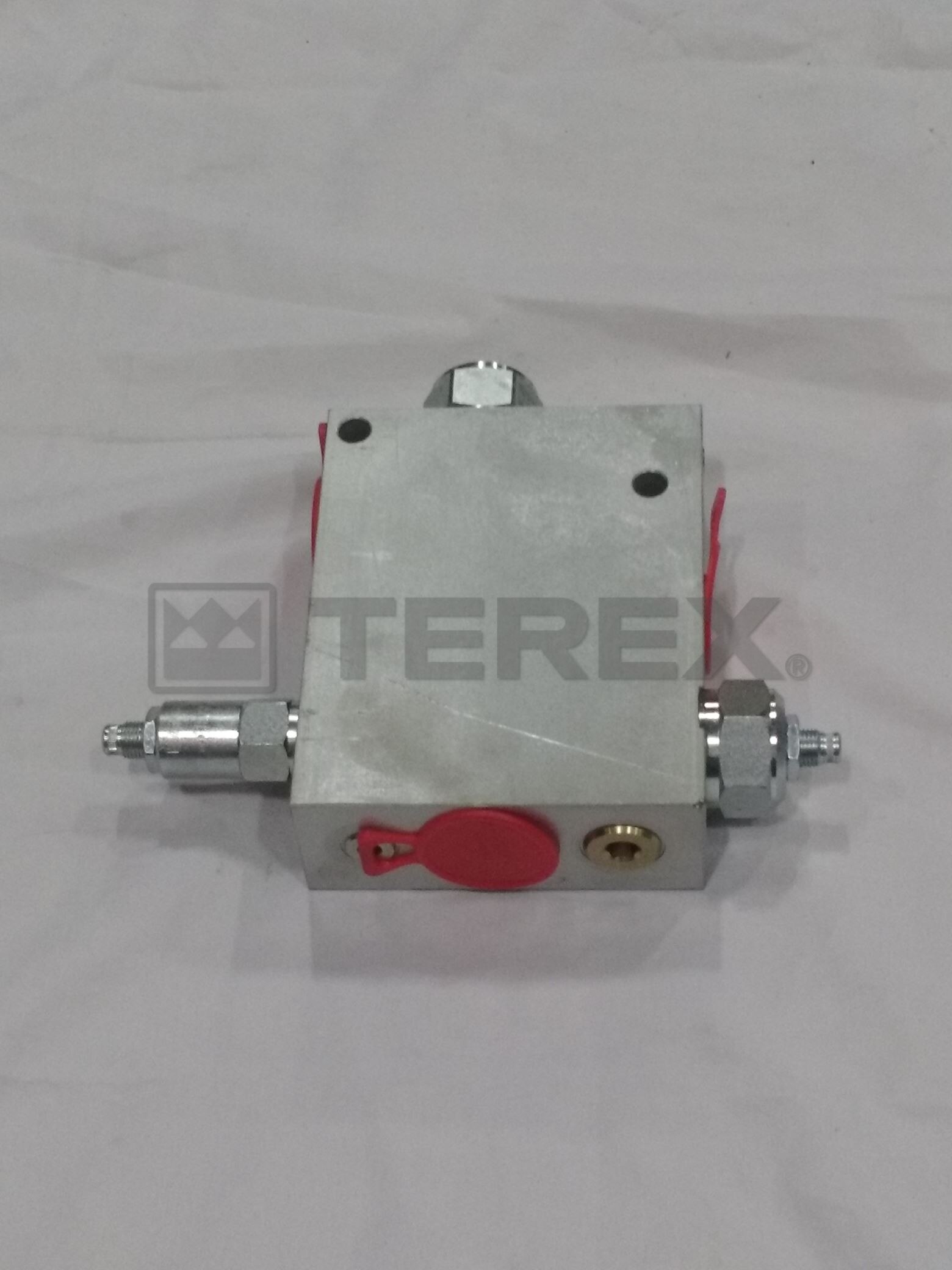 FLOW REGULATOR & RELIEF VALVE 8F5286