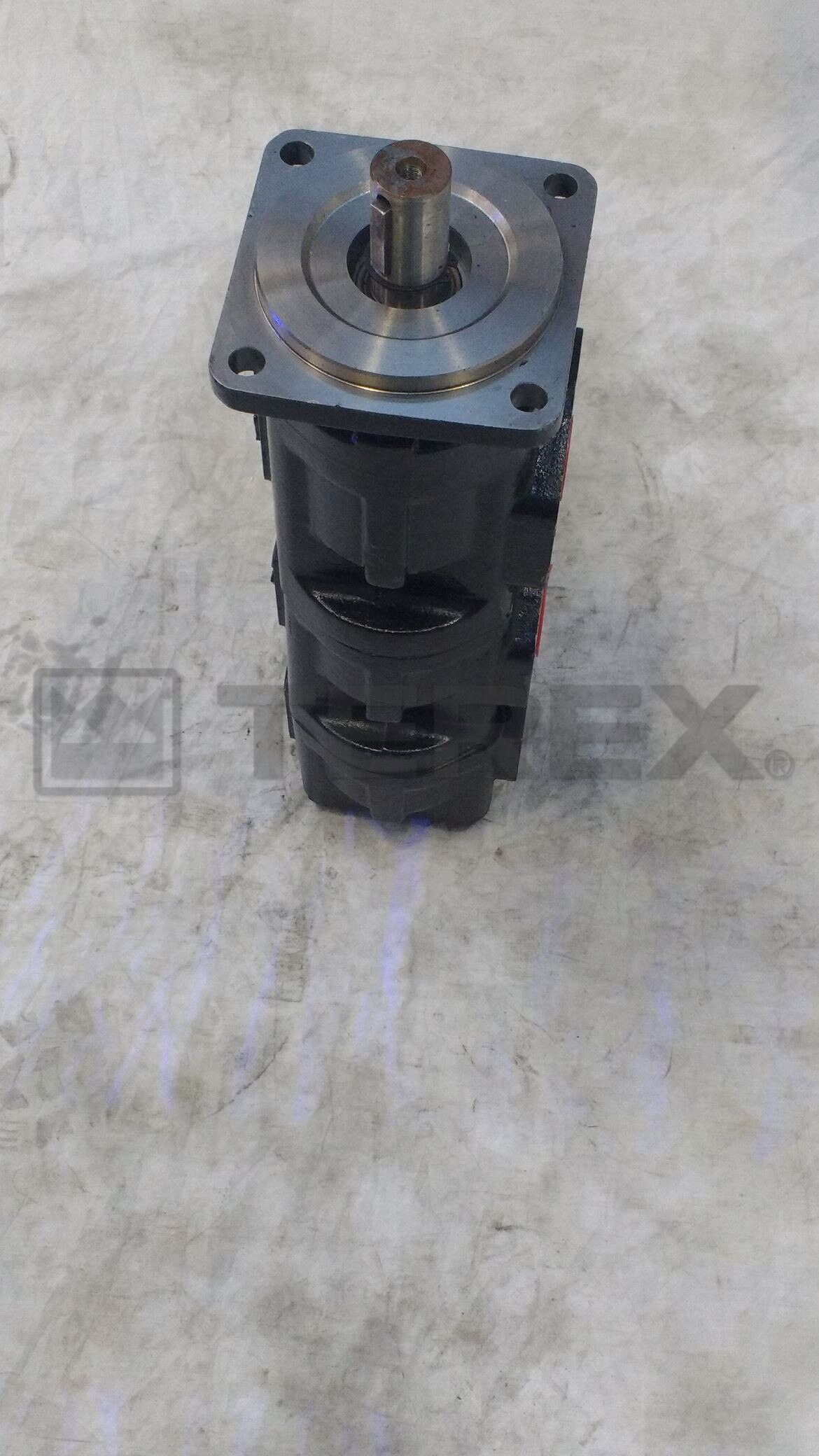 HYDRAULIC TRIPLE PUMP