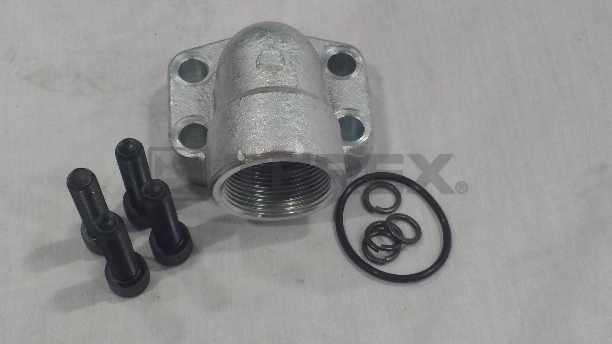 11/2BSP 90DEG FLANGE ADAPTOR 3000 SERIES.