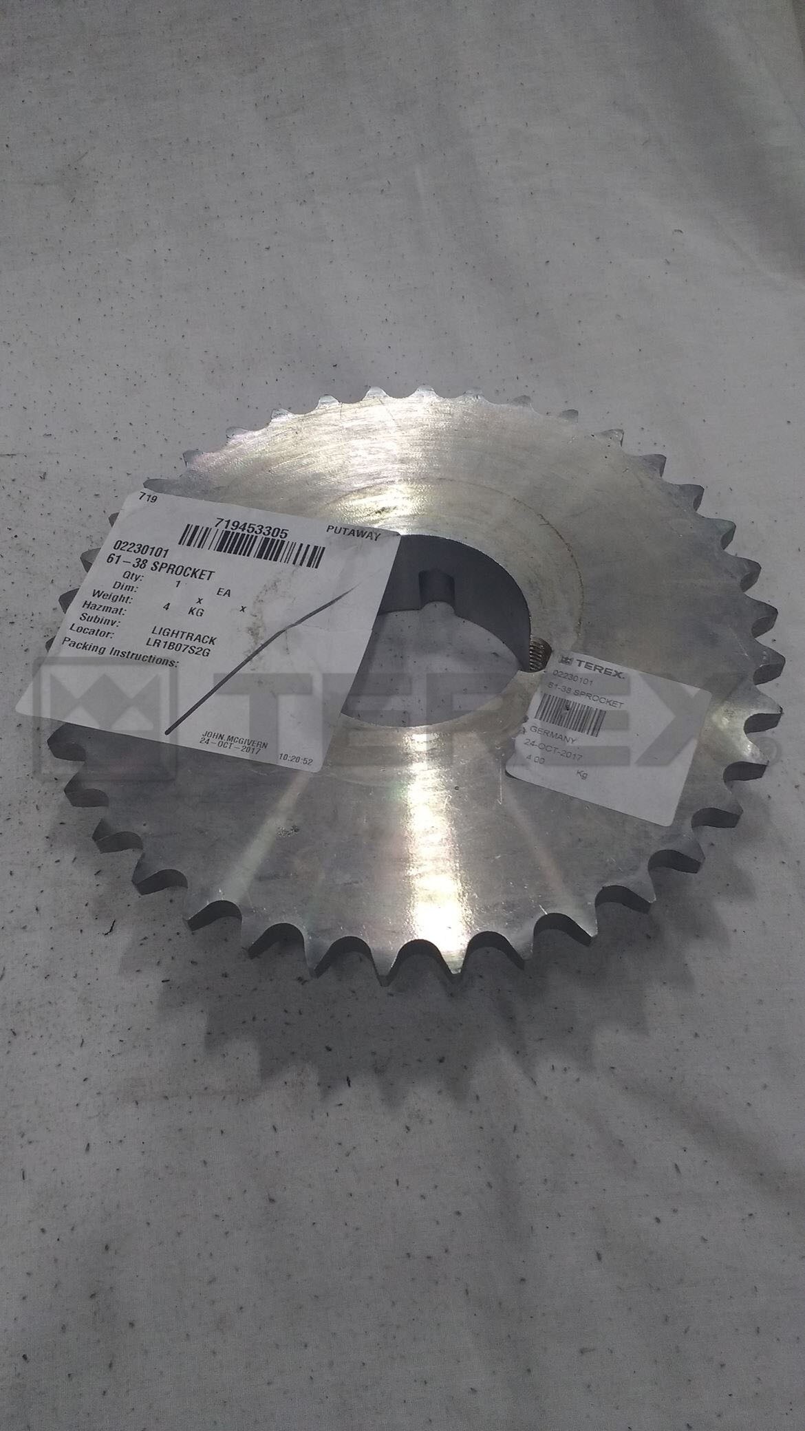 61-38 SPROCKET