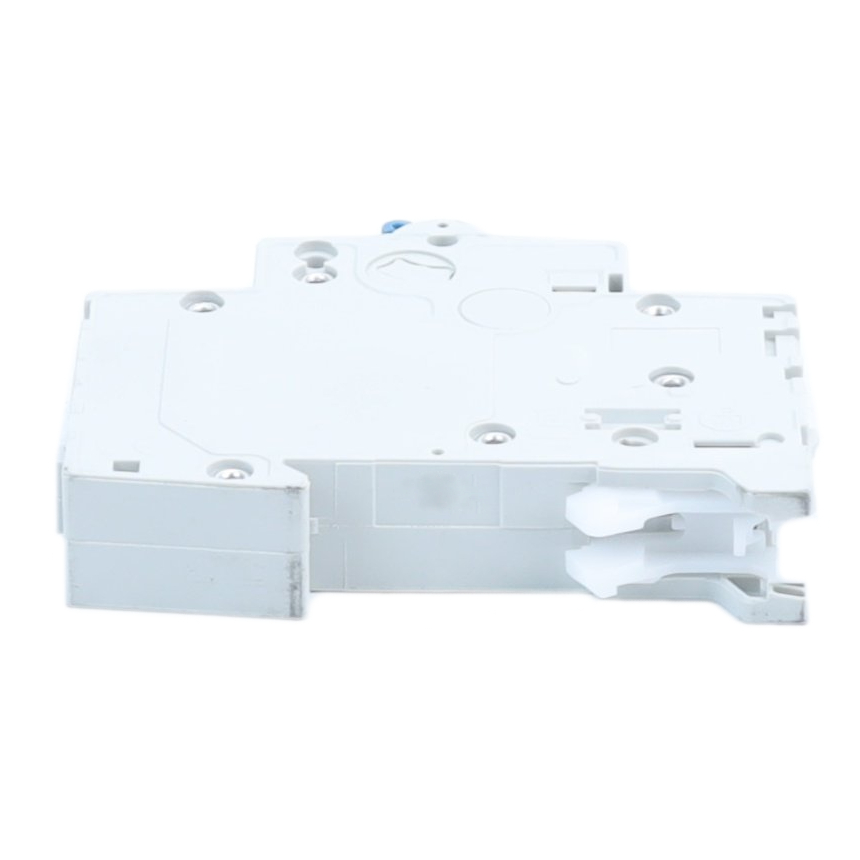 CIRCUIT BREAKER