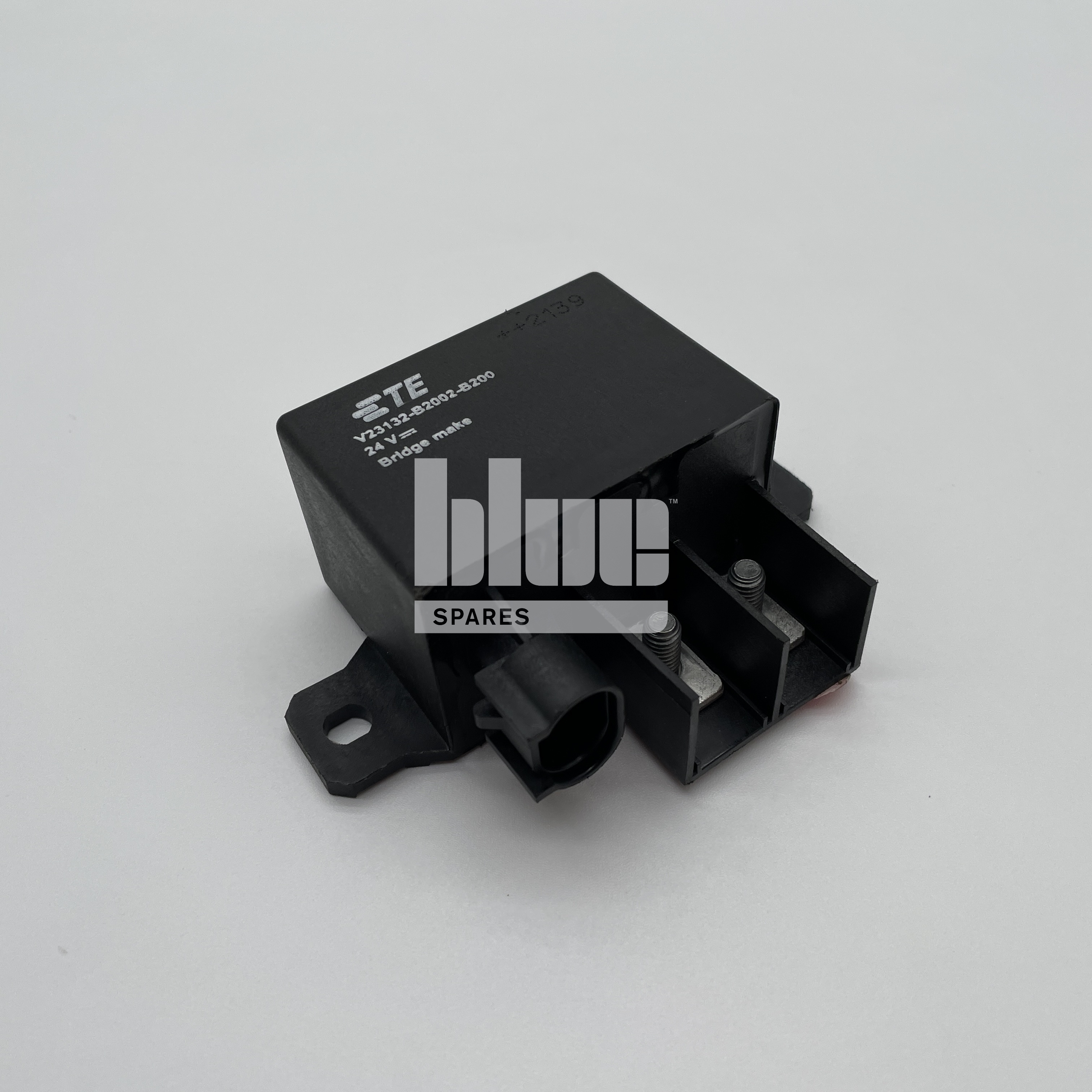 RELAY 24V/120A