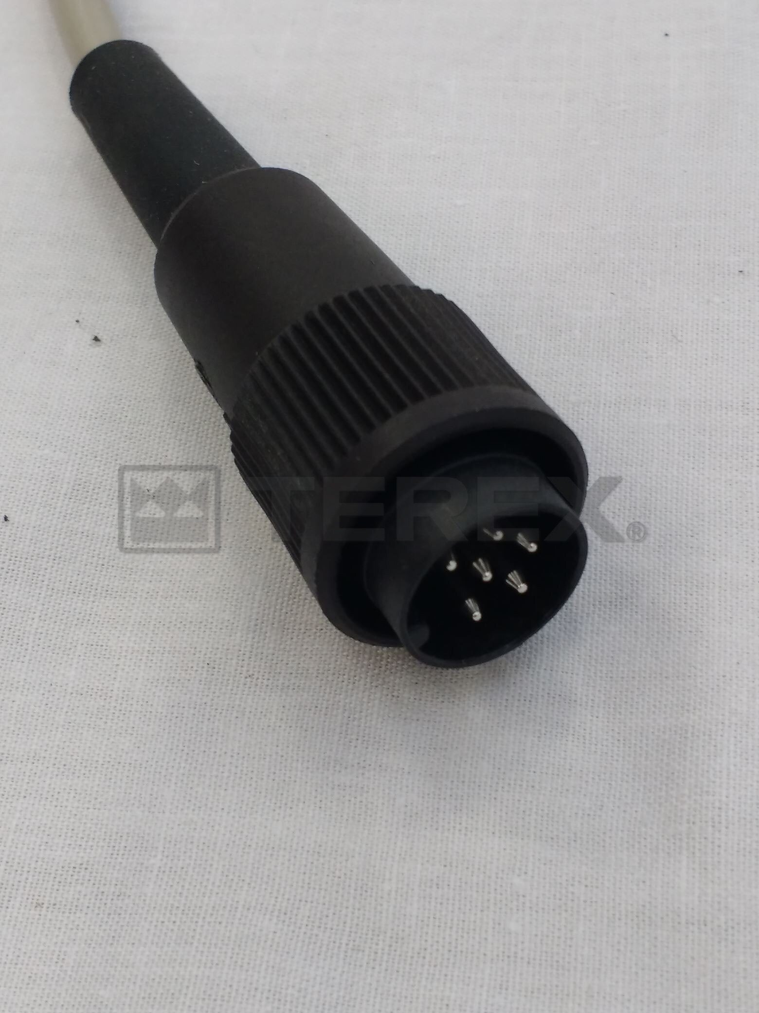 CANFOX DOWNLOAD LEAD ATTACHMENT