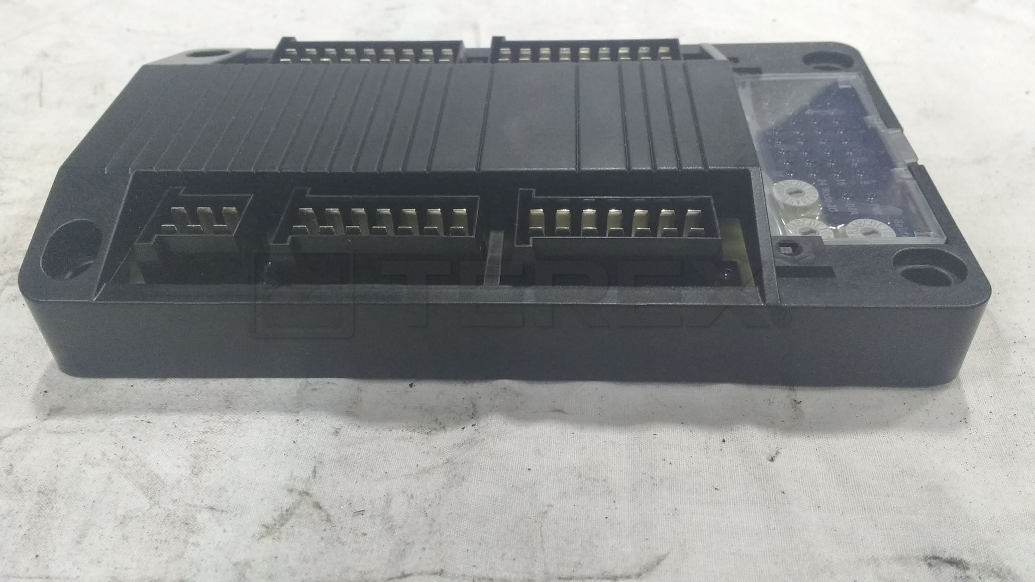 I/O MODULE - CABINET IFM R360 CR2016