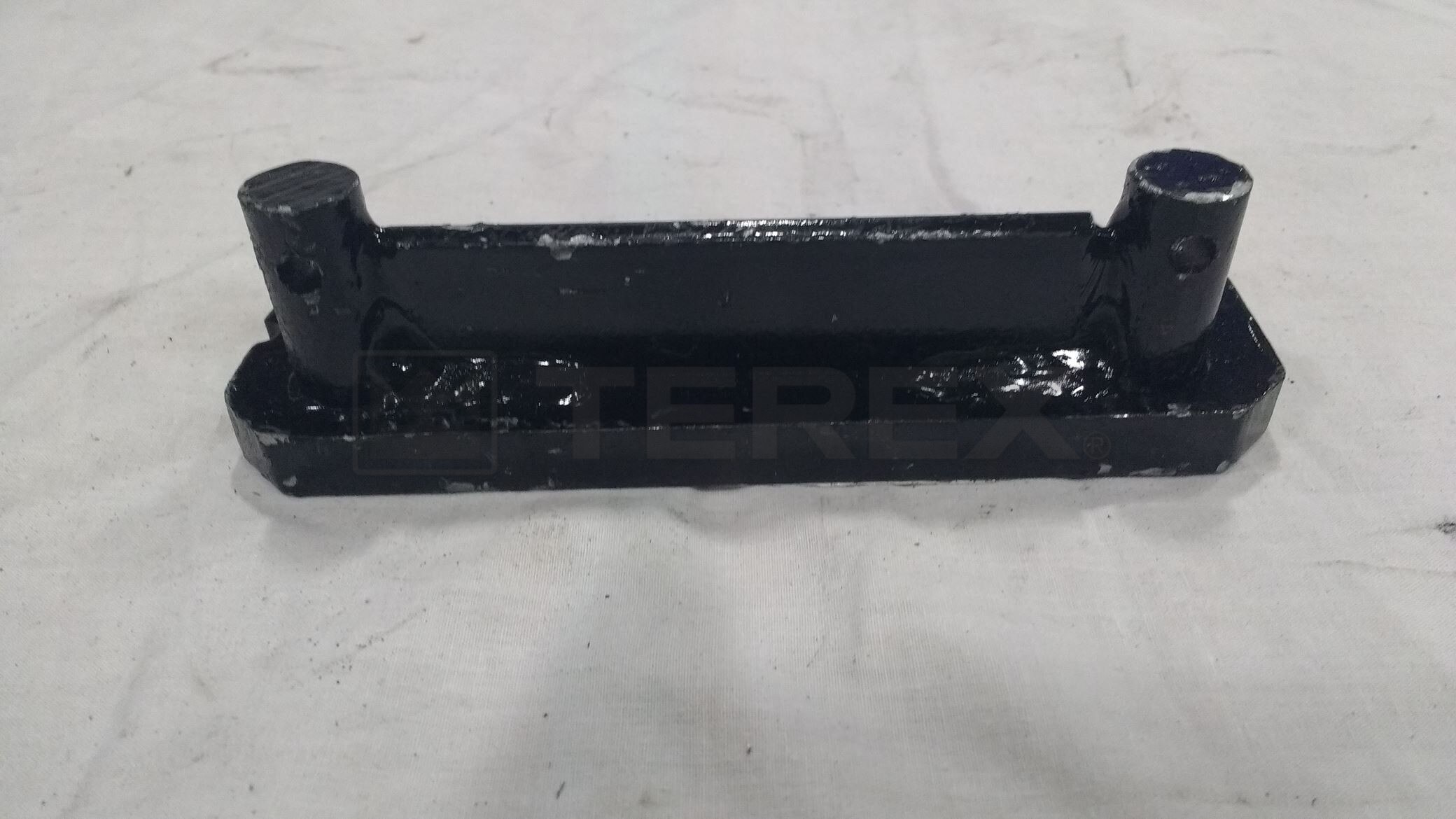 RETAINING BLOCK T/CHIEF TENSION BAR