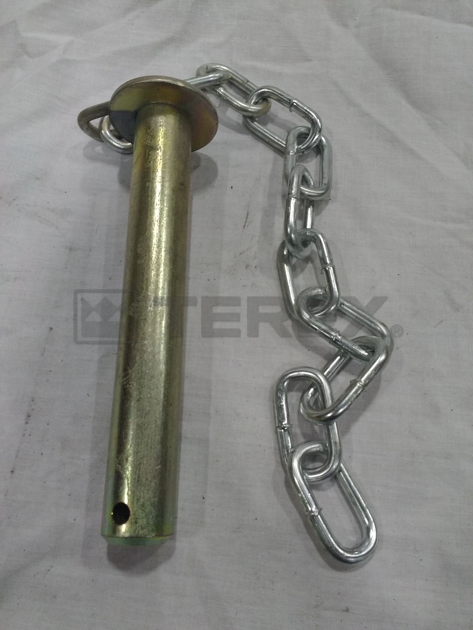 1  X 7  LG PIN PLATED WASHER AND CHAIN