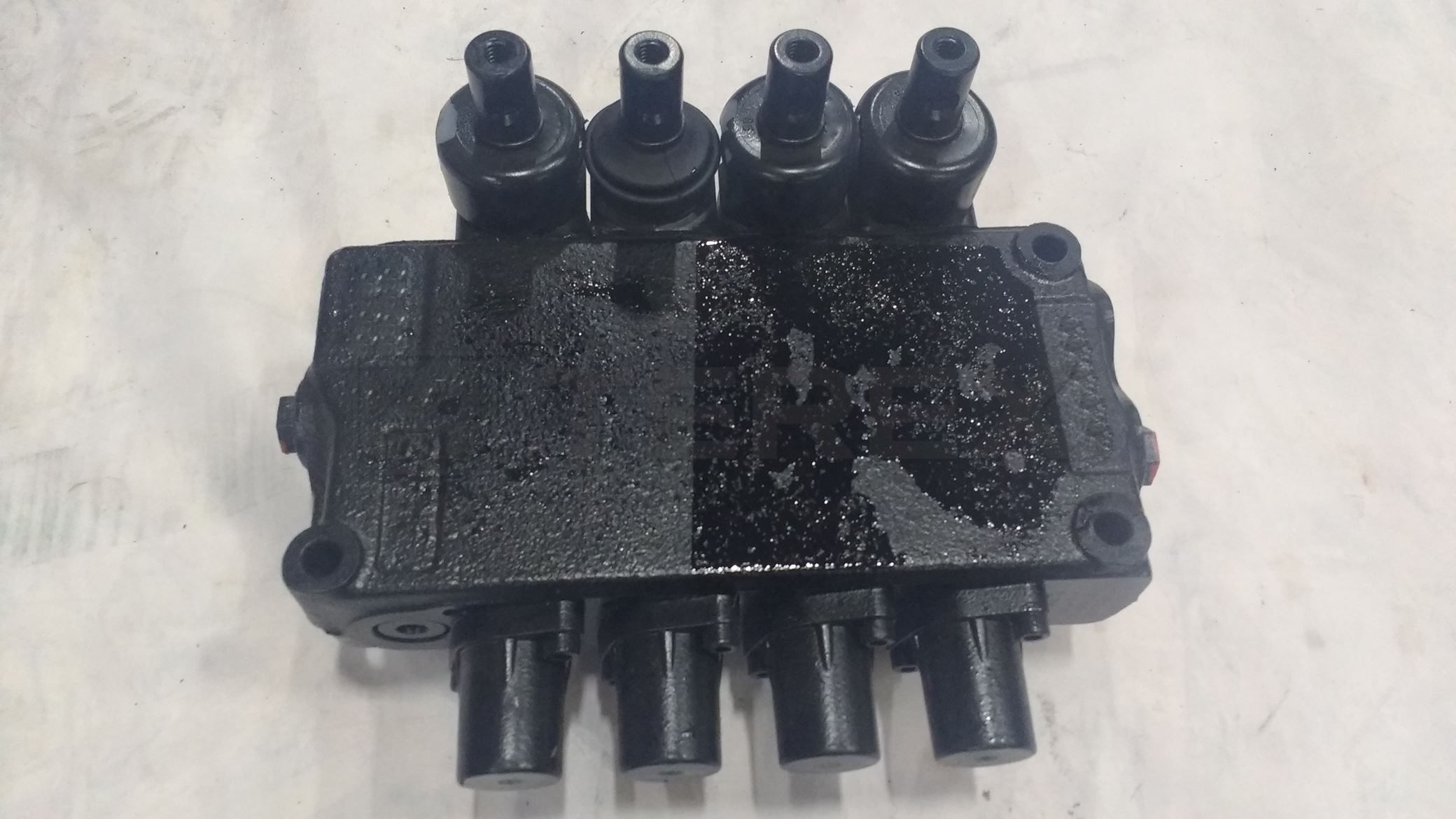 WALVOIL CVALVE 4 BANK SD5/4P KG3 18L AET