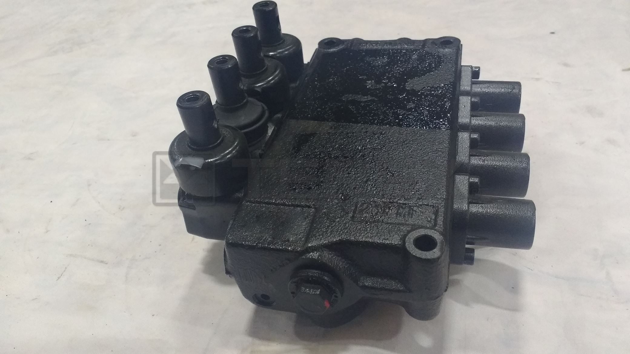 WALVOIL CVALVE 4 BANK SD5/4P KG3 18L AET