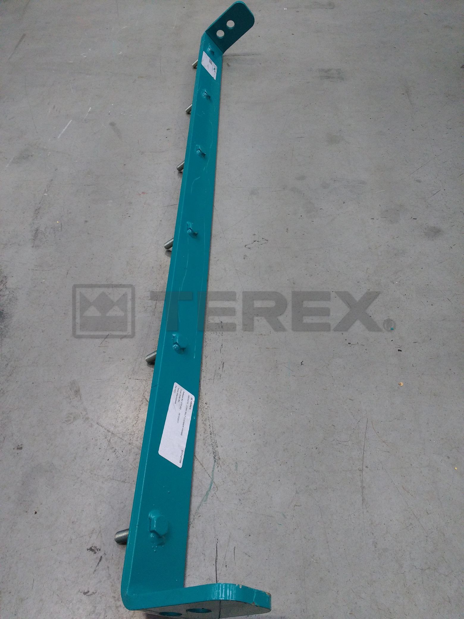 1400 CHIEFT TAIL BELT SCRAPER FRAME (6 BOLT HOLES)