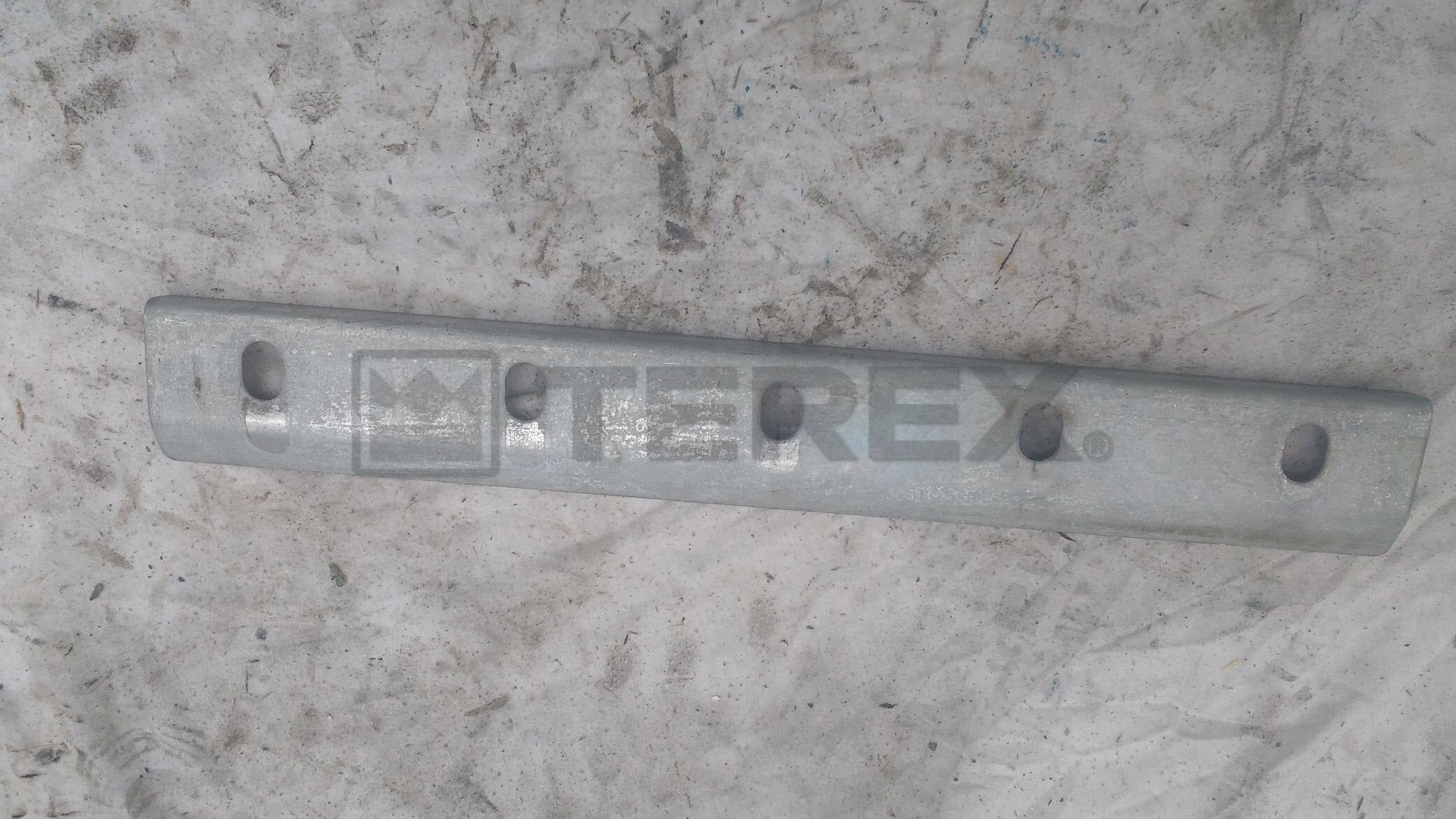 550MMX5 HOLE TYPE A GALVANISED CLAMP