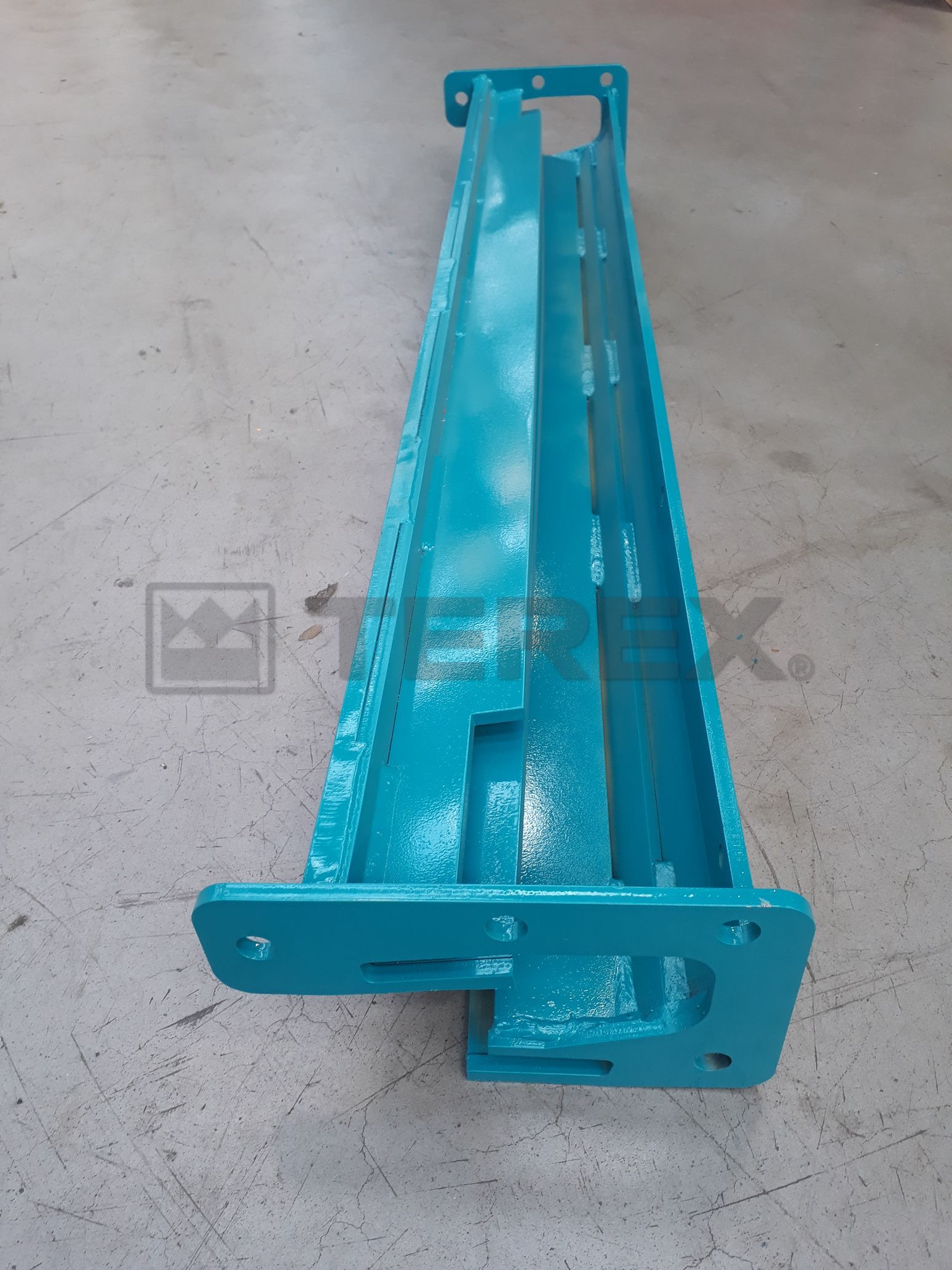 1400 CHIEFT BOTTOM DECK CROSS BEAM(MIDDLE)