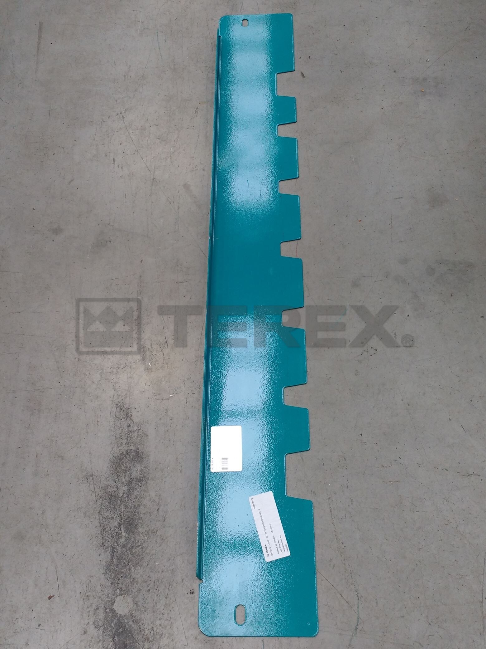 L1320 DISC RETURN ROLLER GUARD B