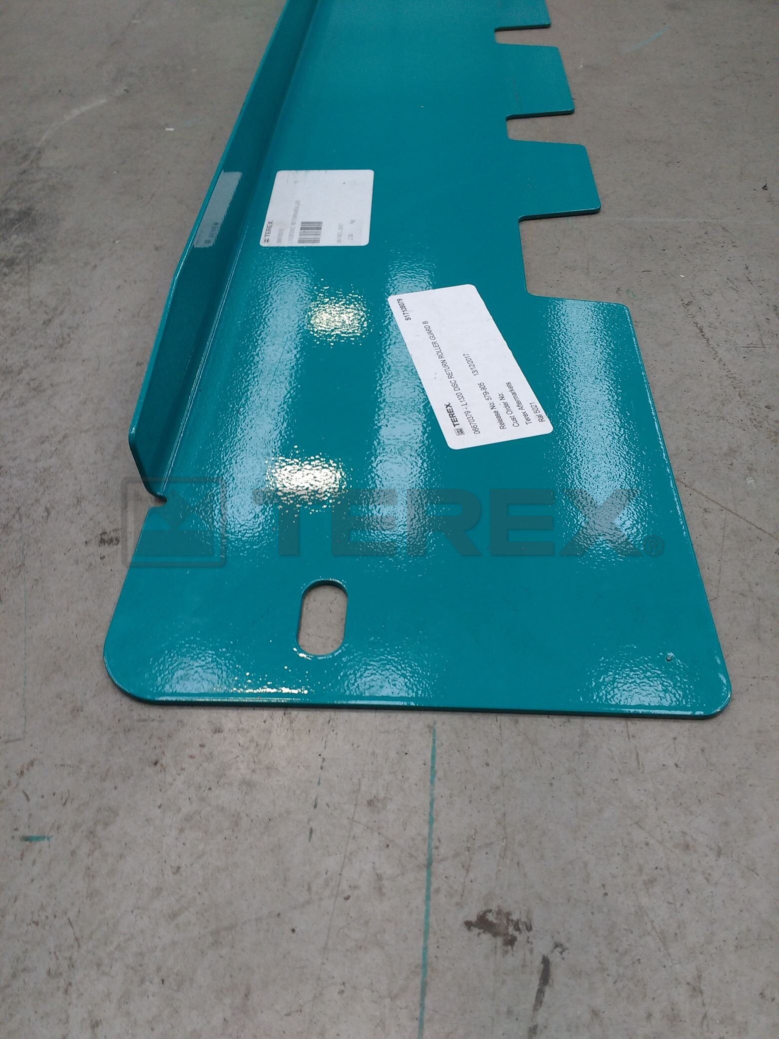 L1320 DISC RETURN ROLLER GUARD B