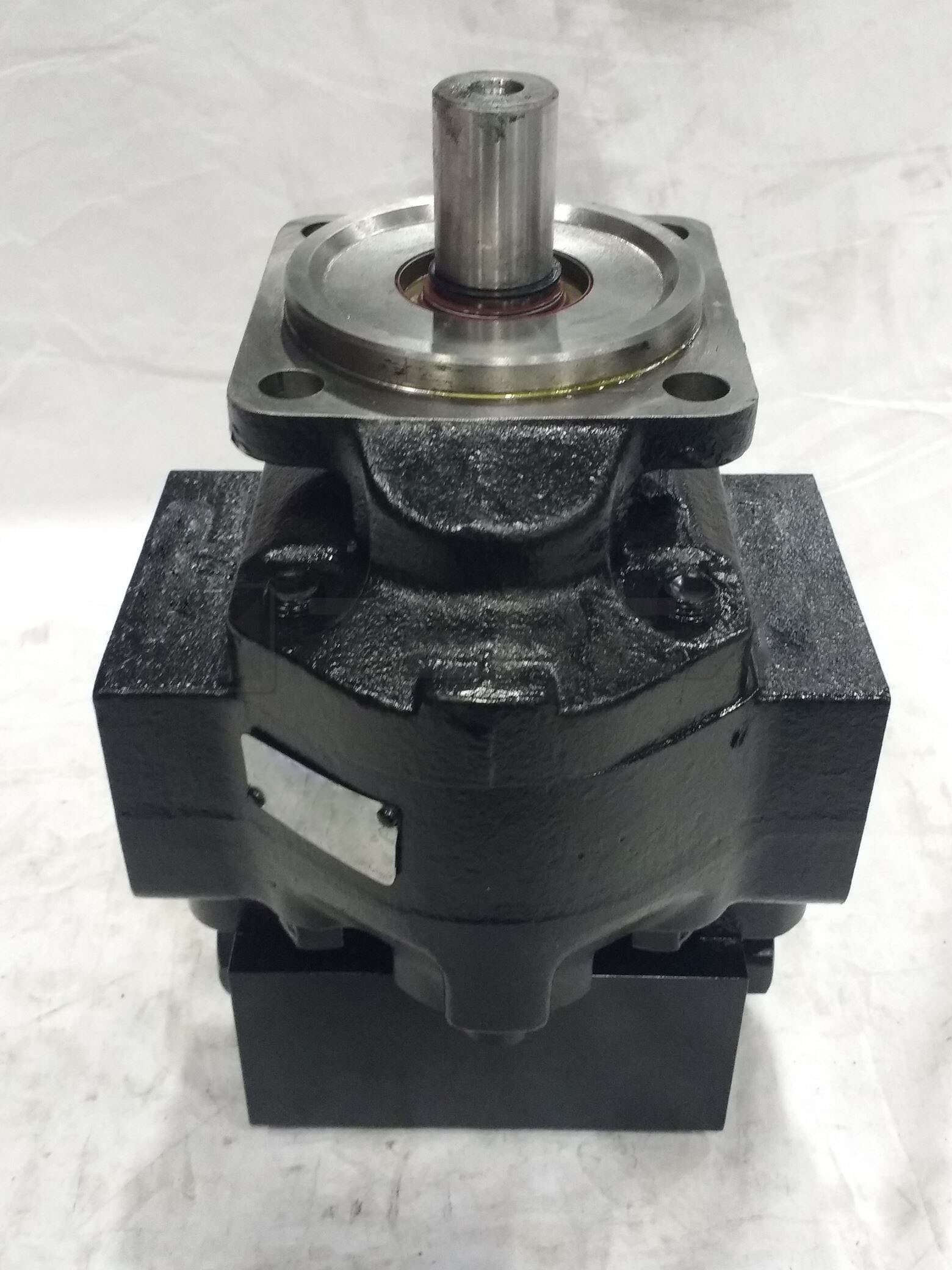 MC1911/114503/1C + RELIEF VALVE