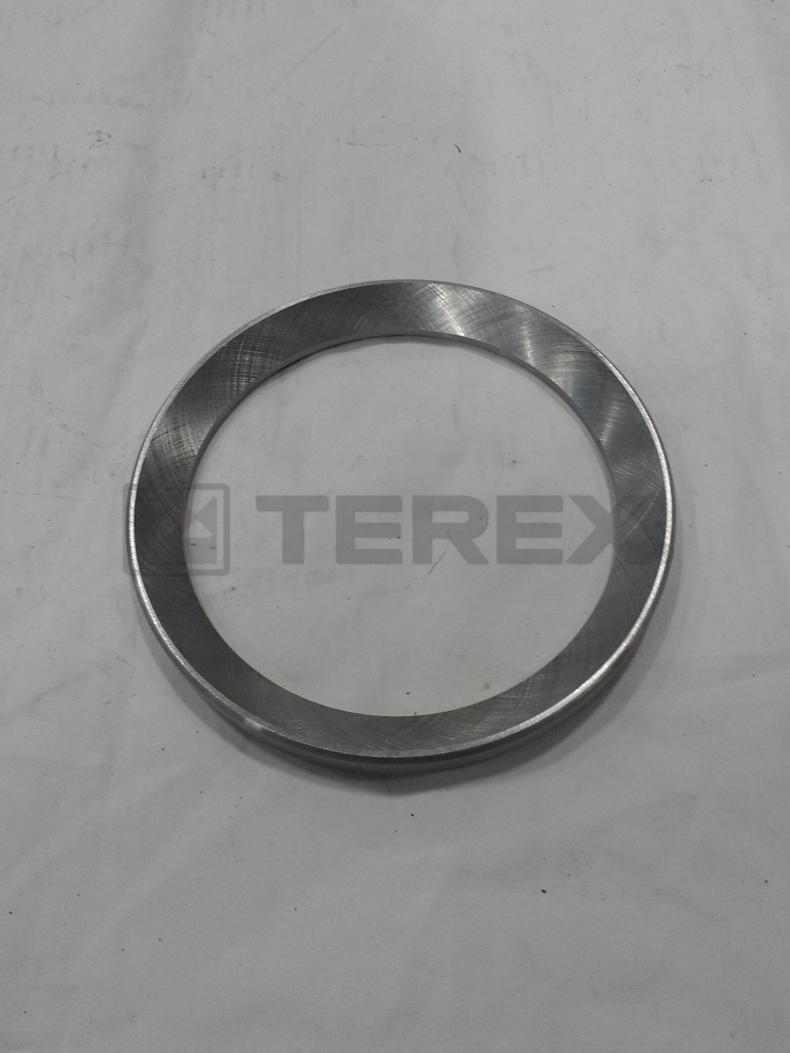 OUTER TAPERED RING (SKF222)
