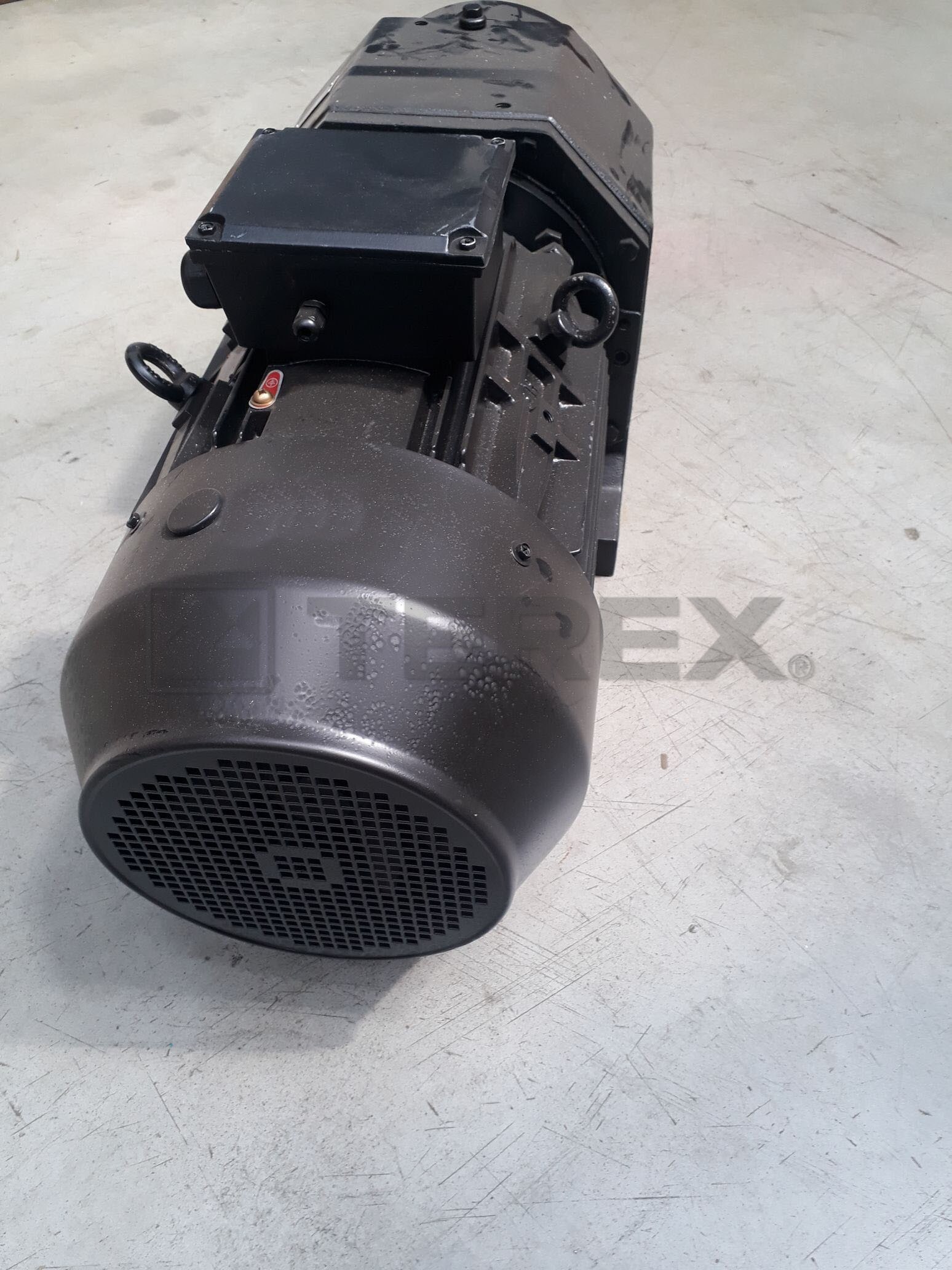 ELECTRIC G/BOX & DRIVE MOTOR