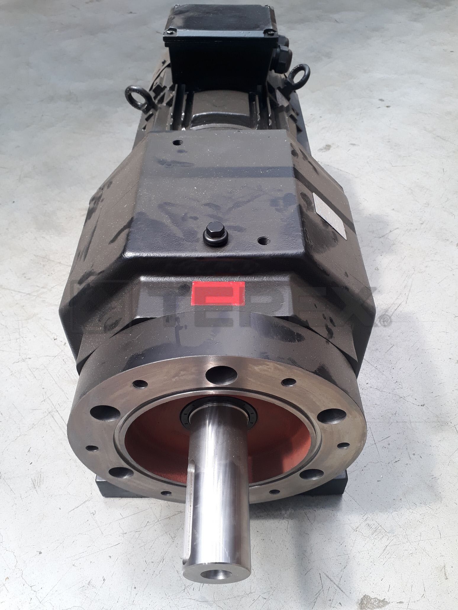 ELECTRIC G/BOX & DRIVE MOTOR