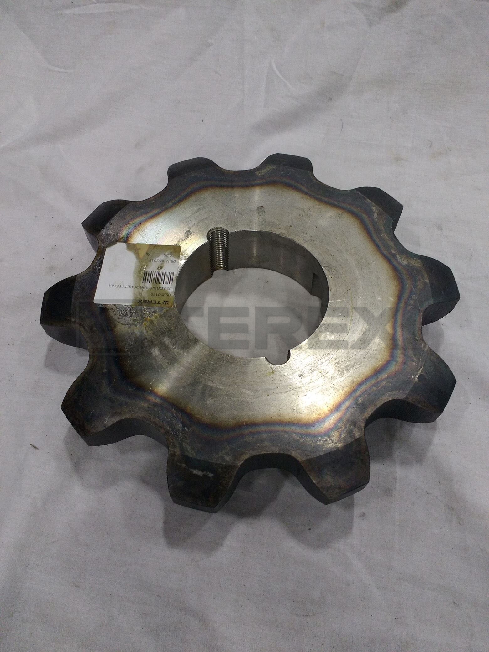 T830 DRIVE SPROCKET (NON TRANSMISSION)
