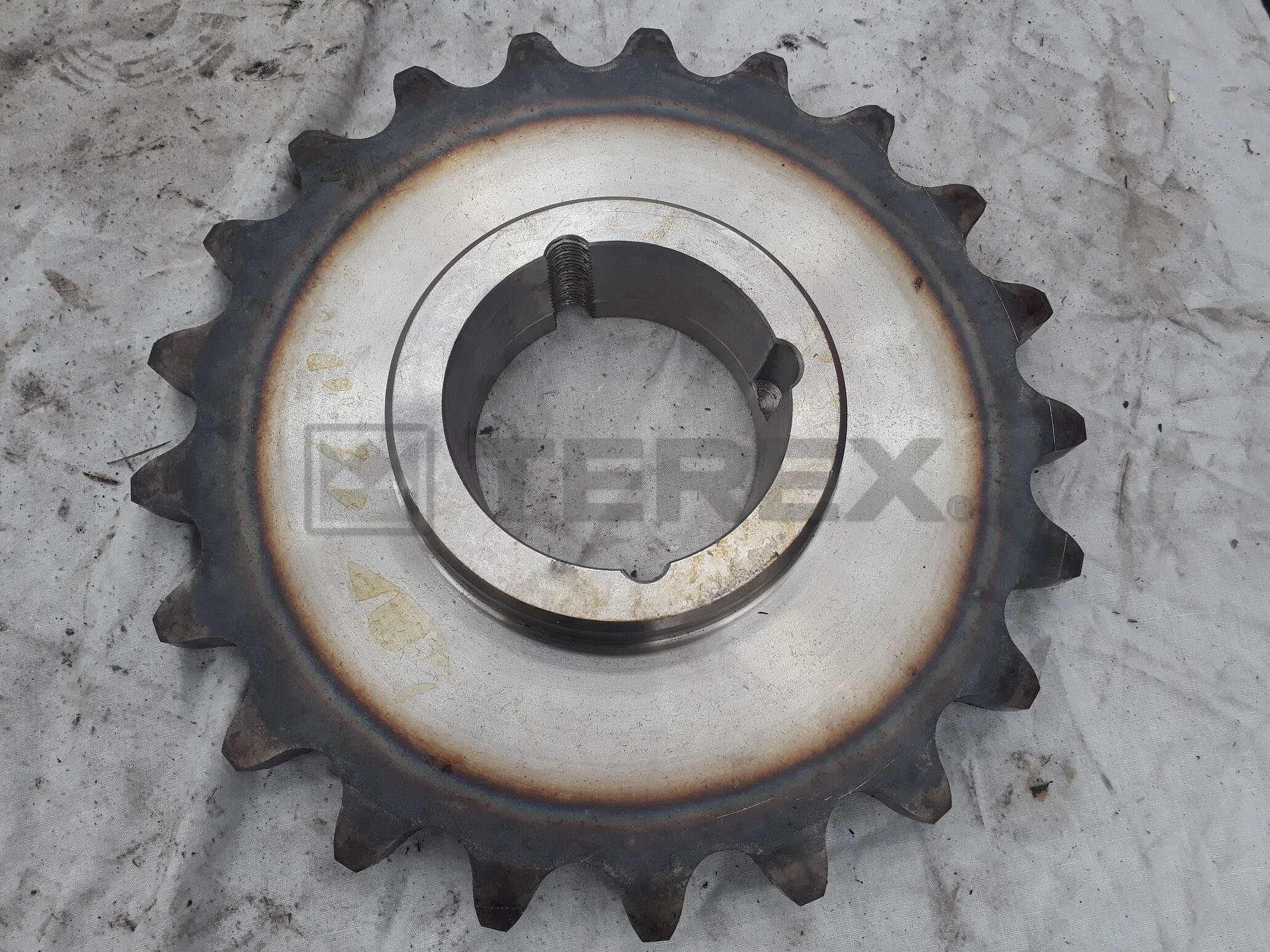 615 /725 TROM DRIVE SPROCKET(TRANSMISSION)