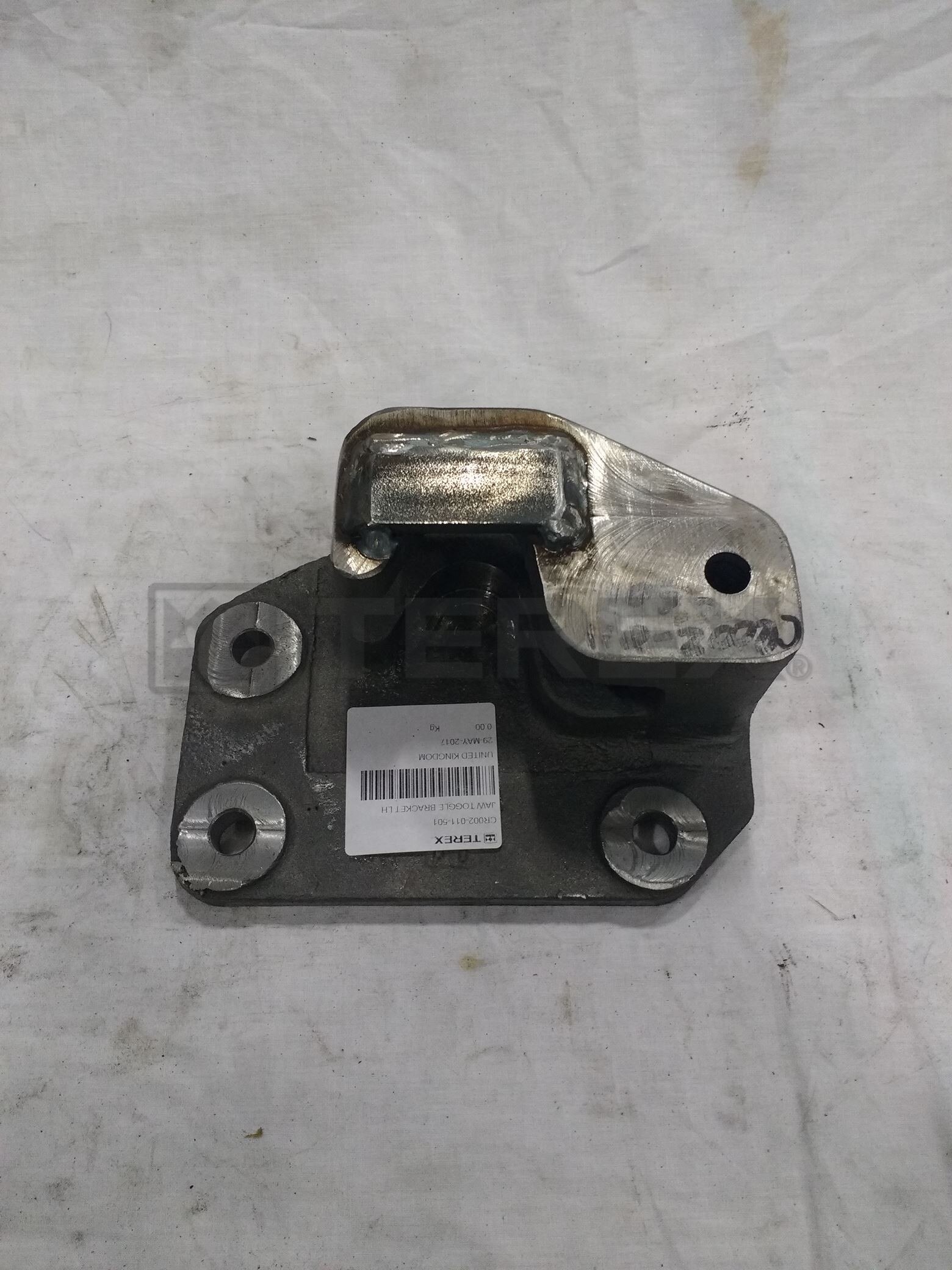 JAW TOGGLE BRACKET LH