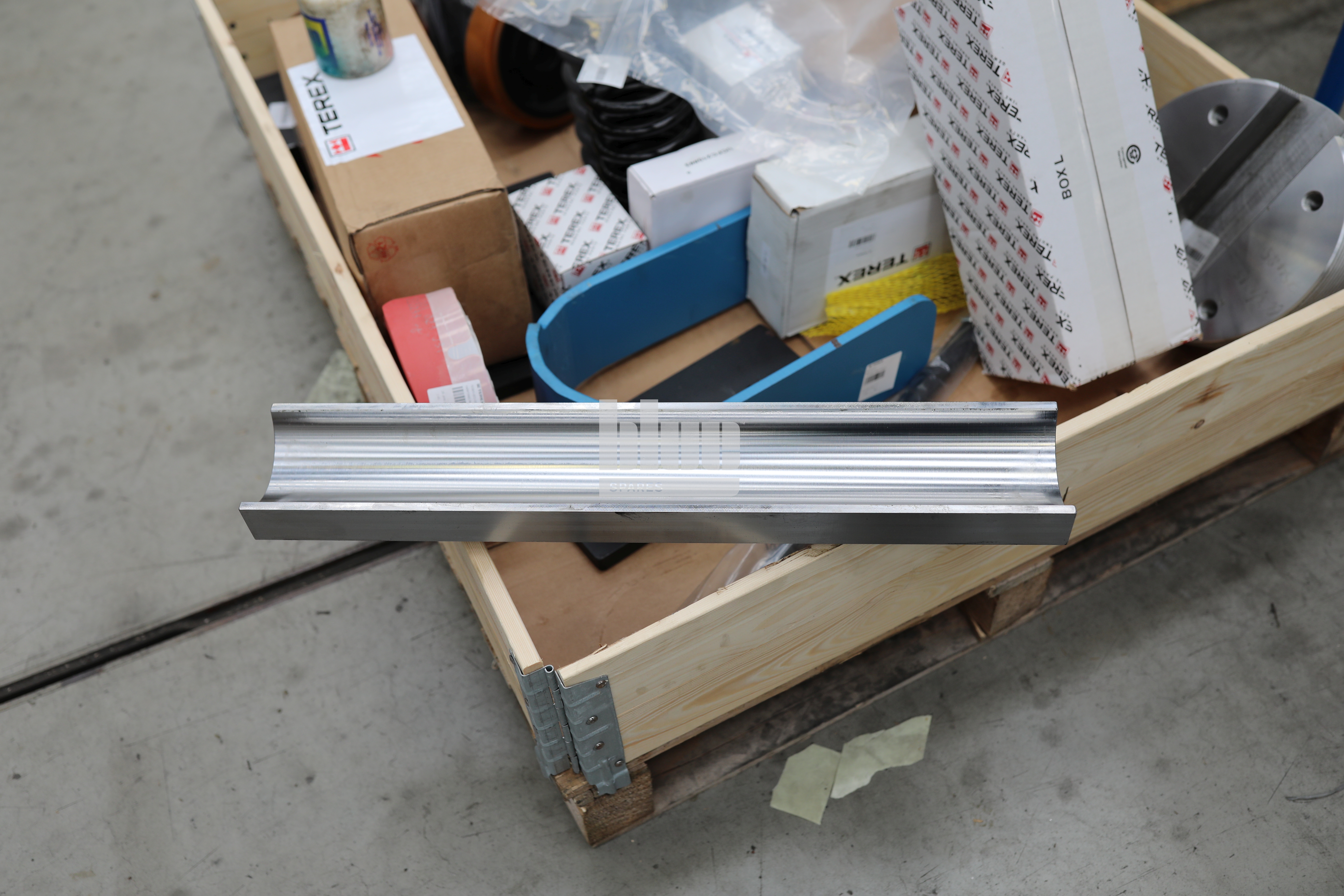 TOGGLE SEAT ASSEMBLY