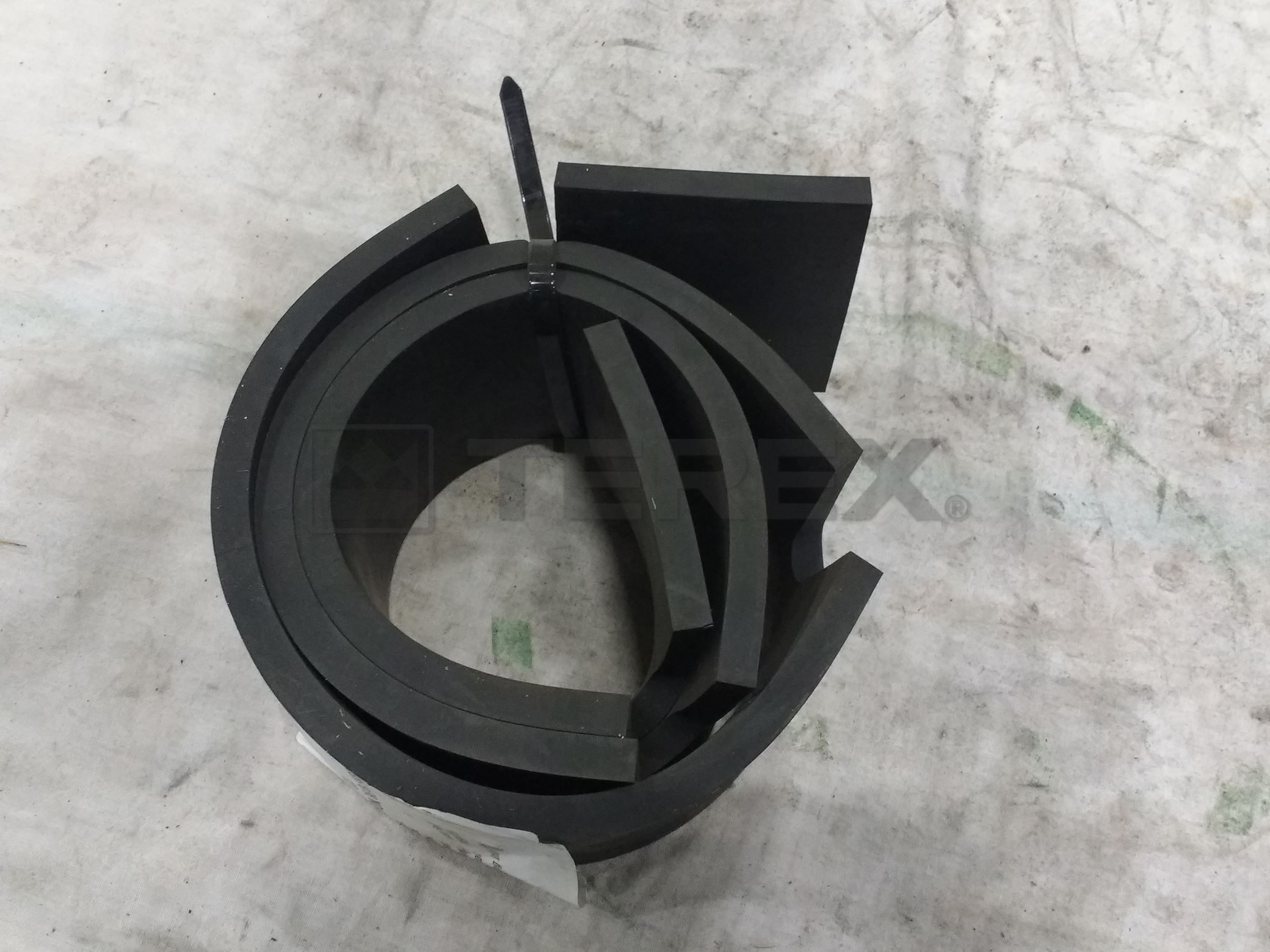 COLLECTION REAR SKIRTING RUBBER