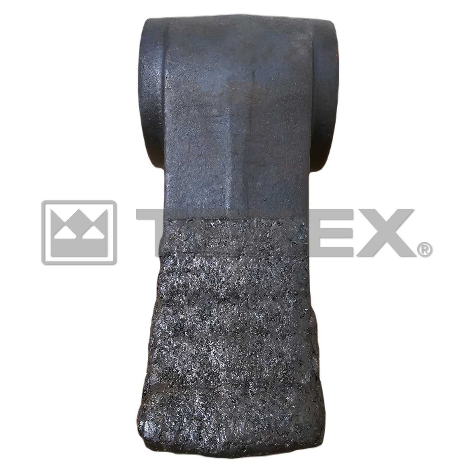 ONE PIECE HAMMER WITH EXTENDED CARDBIDE GRIT