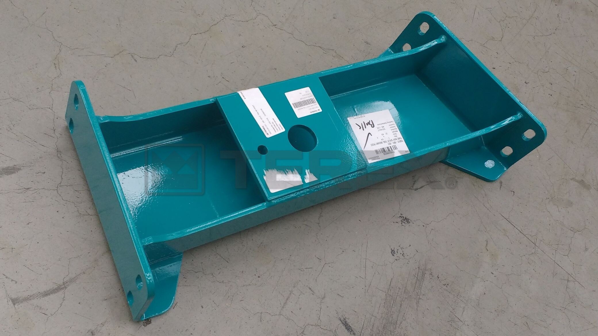 TWO WAY SPLIT TAIL MOUNT POST